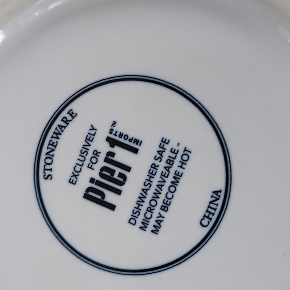 PIER 1 IMPORTS (2) Stoneware "Joy" Mugs White & Black NWOT - Picture 3 of 6